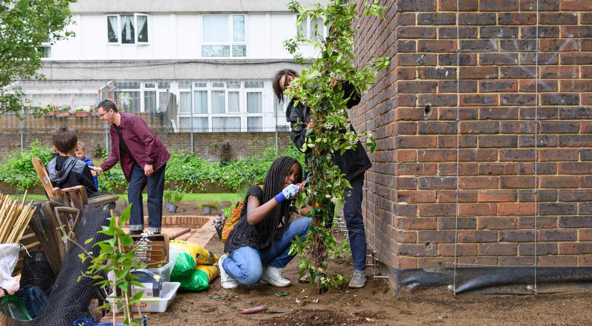 Children gardening in London