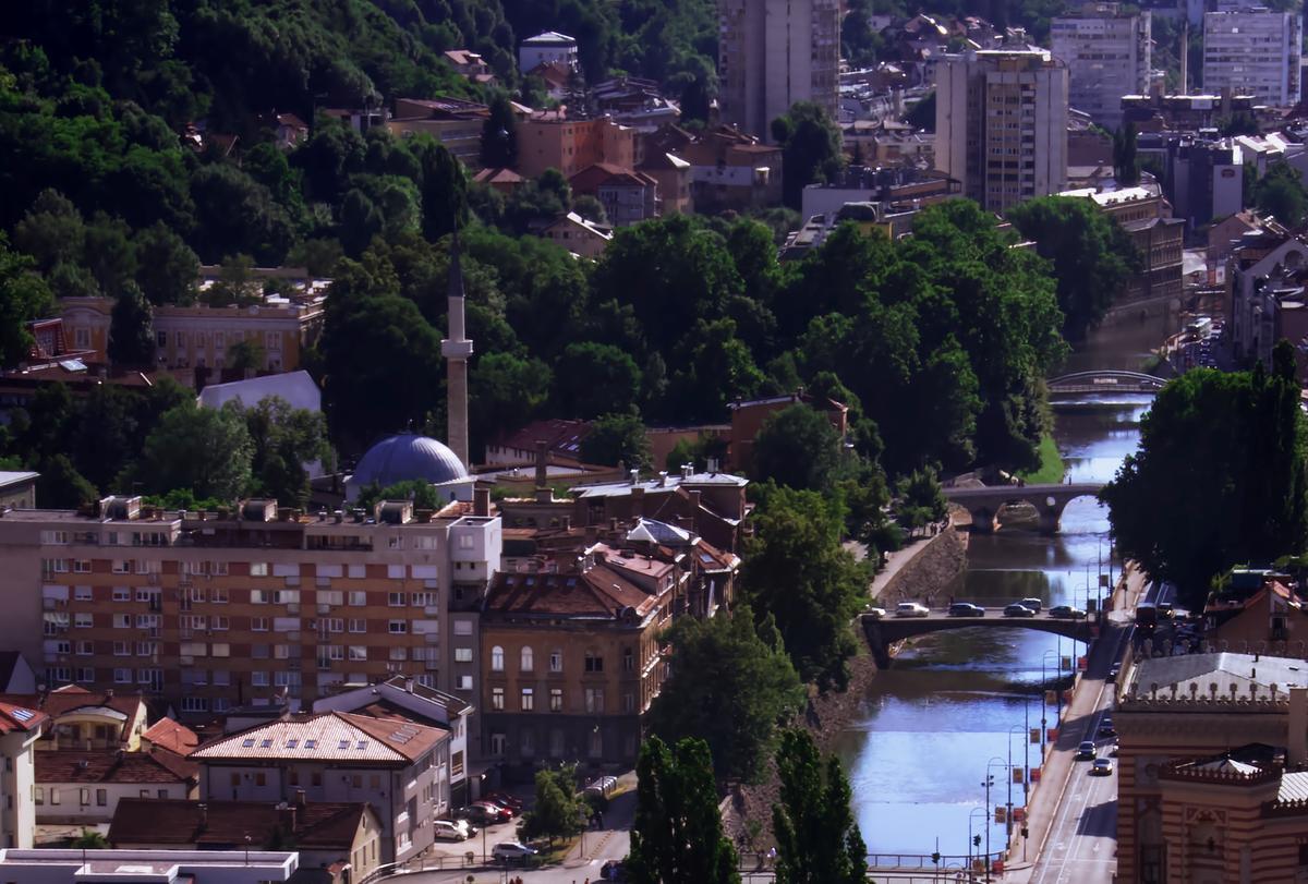 Free Bosnia and Herzogovina Town with a river running through it